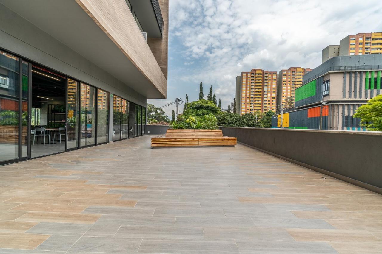 Apartamentos Go Living & Suites By Housy Host Medellín Kültér fotó