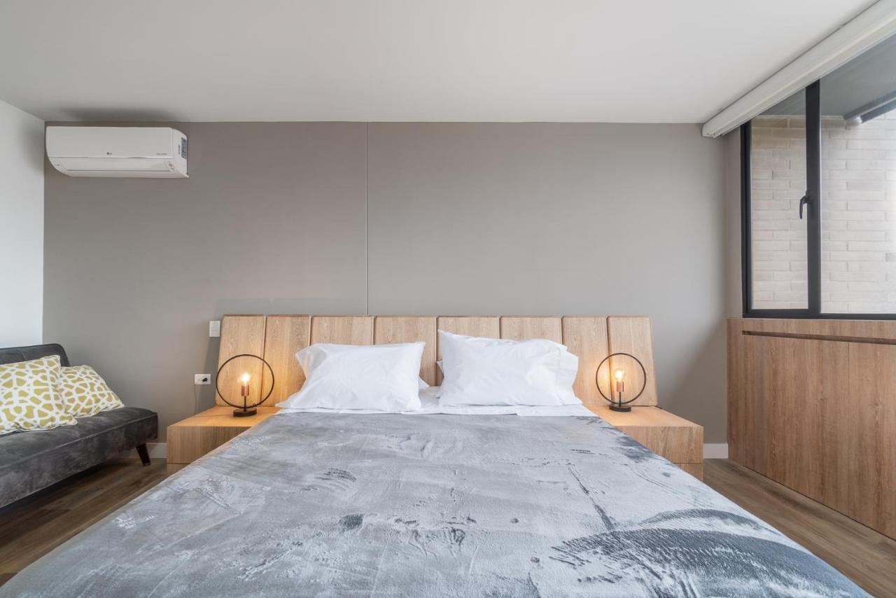 Apartamentos Go Living & Suites By Housy Host Medellín Kültér fotó
