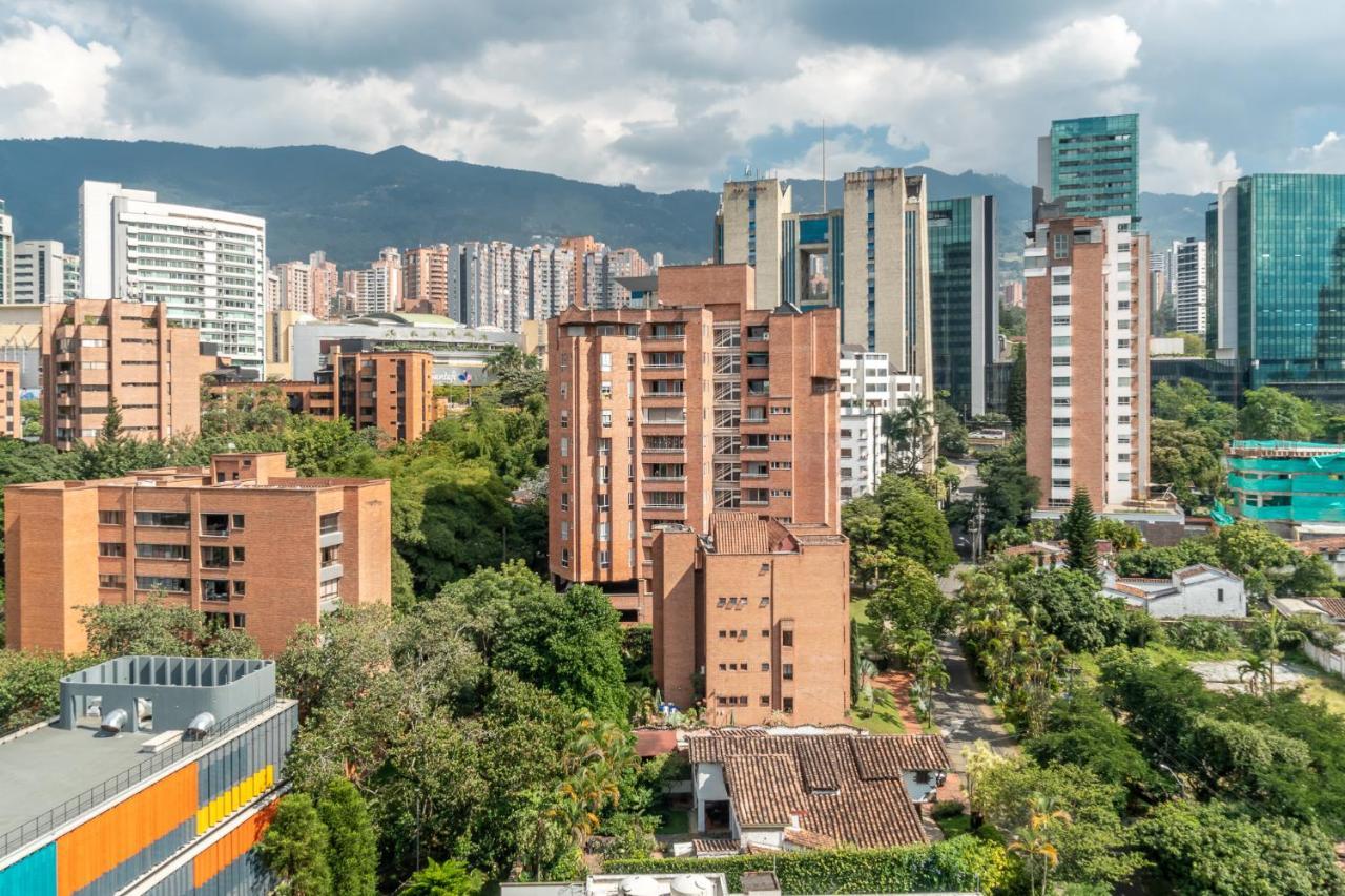 Apartamentos Go Living & Suites By Housy Host Medellín Kültér fotó