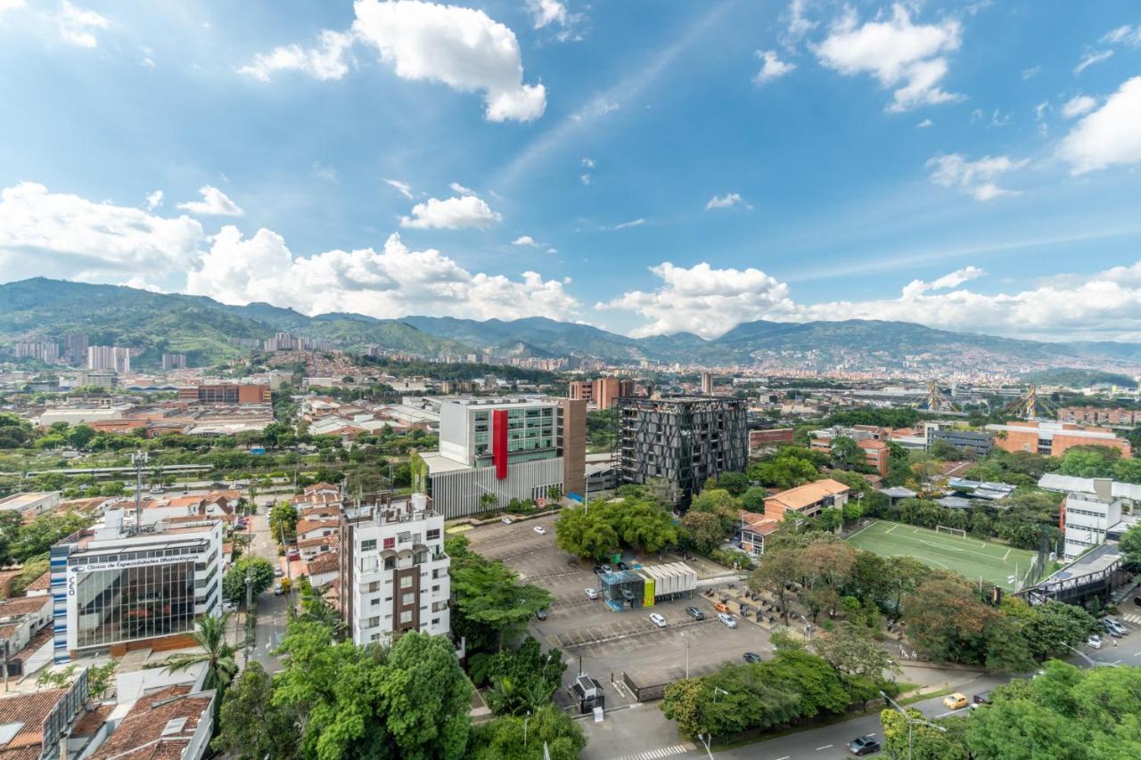 Apartamentos Go Living & Suites By Housy Host Medellín Kültér fotó