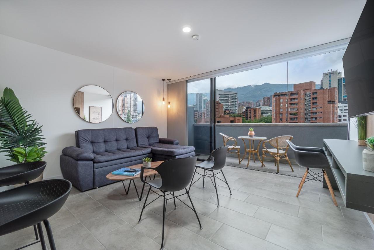Apartamentos Go Living & Suites By Housy Host Medellín Kültér fotó