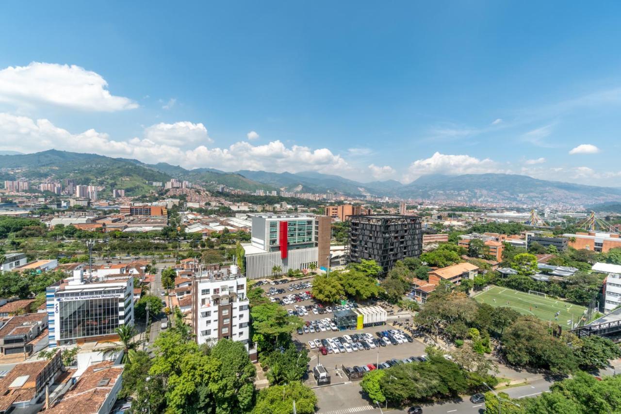 Apartamentos Go Living & Suites By Housy Host Medellín Kültér fotó