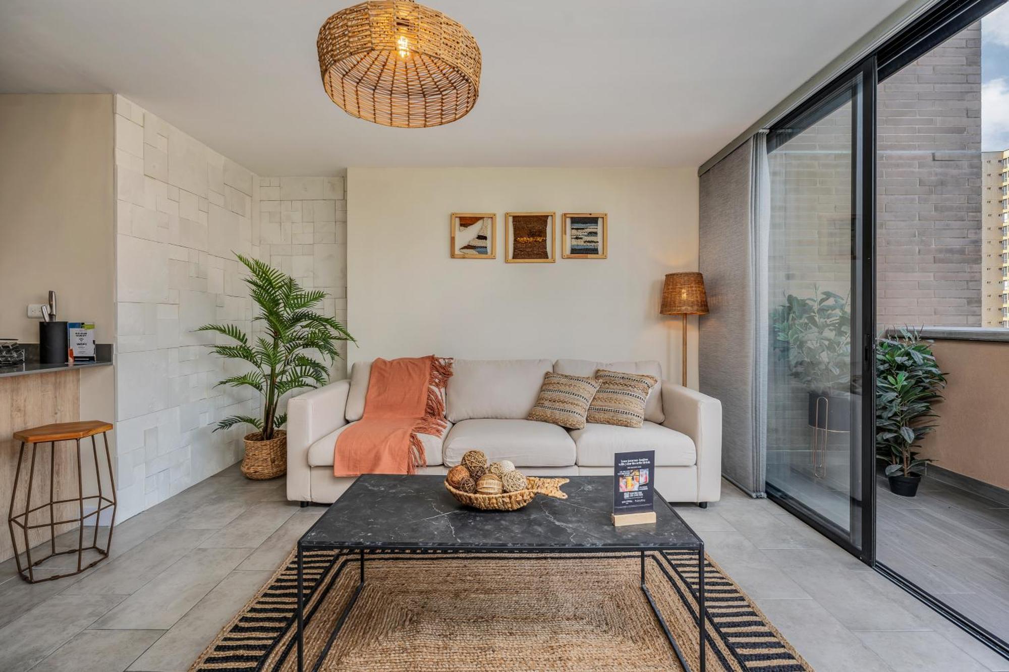 Apartamentos Go Living & Suites By Housy Host Medellín Kültér fotó